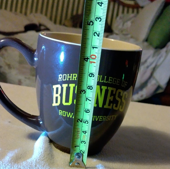 Large Rutgers U mug - Picture 6 of 8